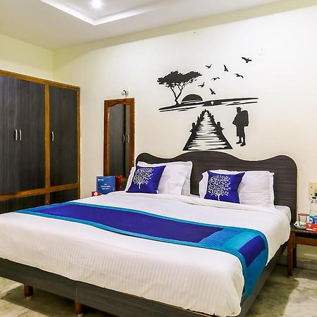 Hotel Collection O Poojith Residency Tirupati Exterior foto